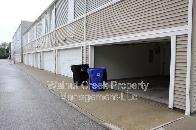 Building Photo - 7405 Battery Park Blvd