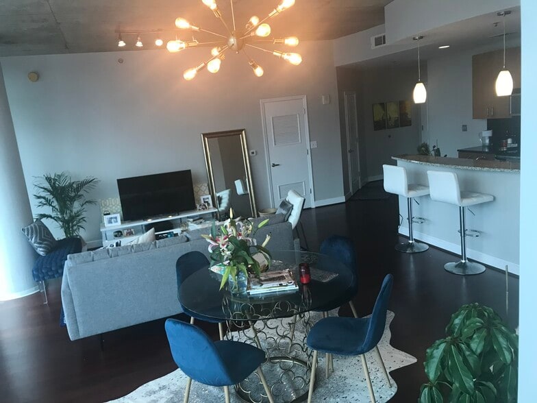 PREVIOUS LIVING ROOM SET UP - 950 W Peachtree St NW