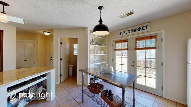 Building Photo - 936 Somerset Meadows Drive NE