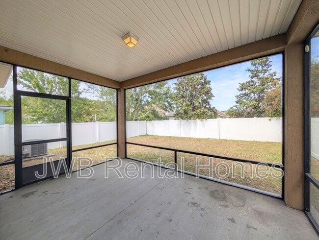 Building Photo - 94 Carlson Ct