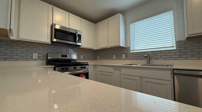 Building Photo - 18926 Panzini Dr