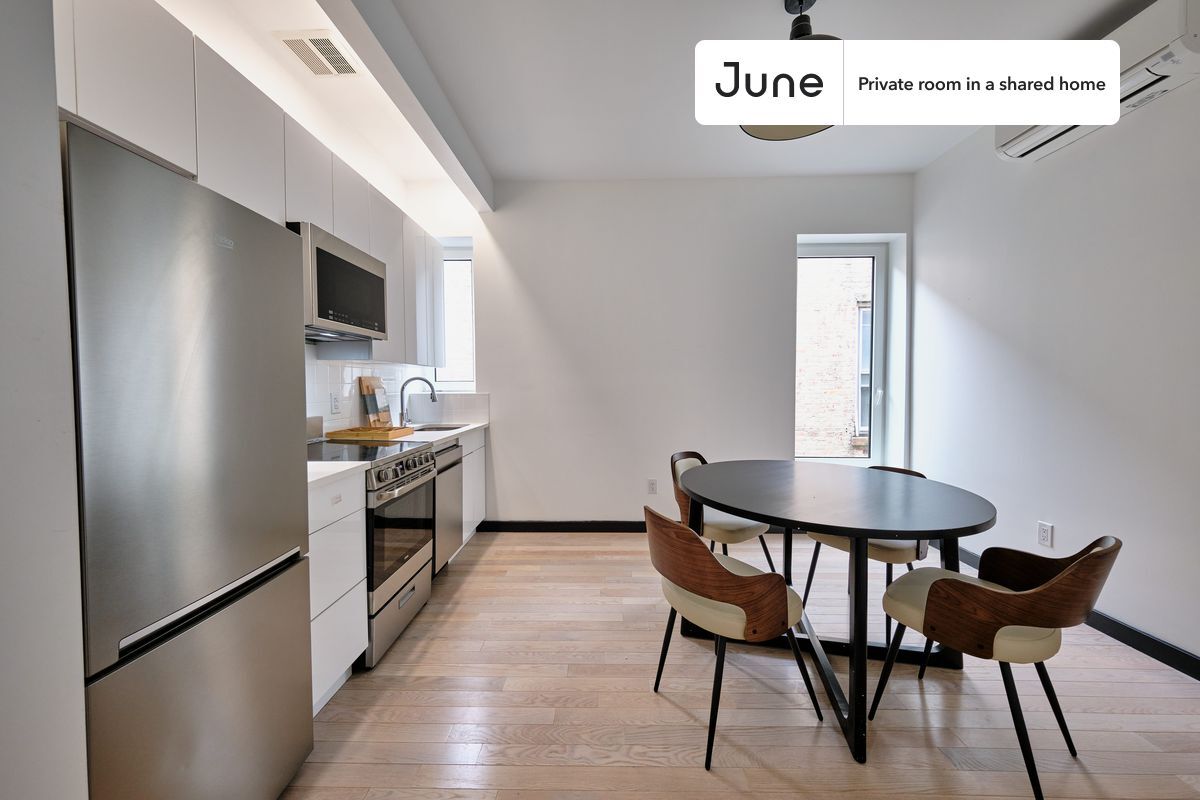 Building Photo - Room in Shared 4 bed/4 bath home in Ditmas Park