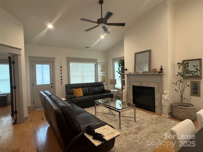 Building Photo - 46 Cozy Cottage Wy