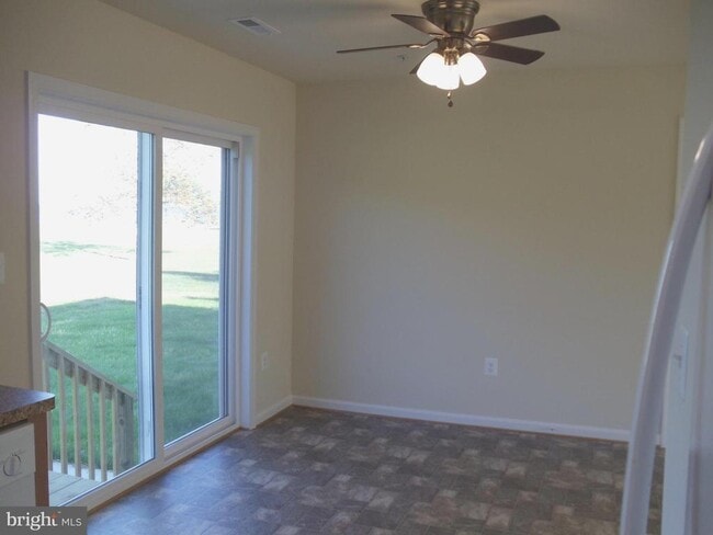 Building Photo - 17972 Wide Bay Way