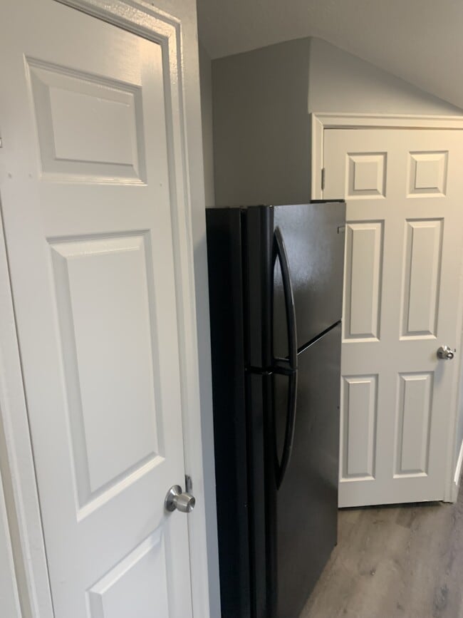 Building Photo - 4067 Paxton Blvd