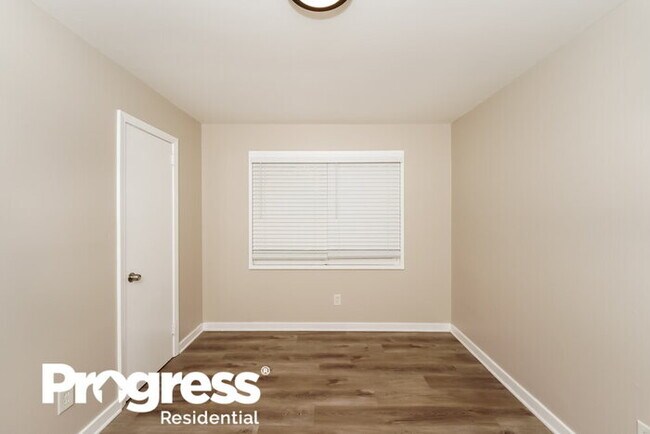 Building Photo - 924 Charles Ct