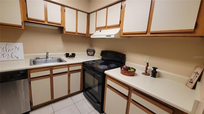 Building Photo - 4111 S Semoran Blvd