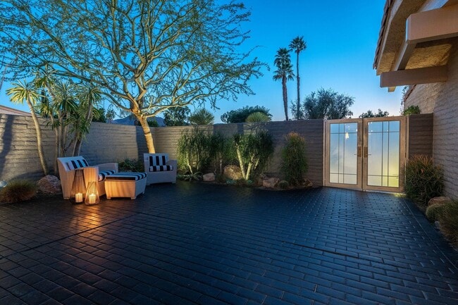 Building Photo - Desert Horizons Country Club, Indian Wells.