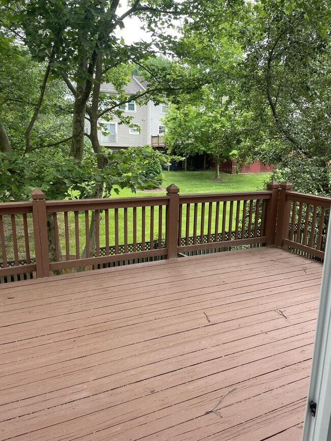 Building Photo - 10613 Ignatius Digges Dr