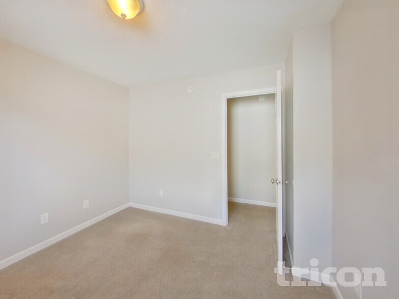 Building Photo - 31 Gatewood Way