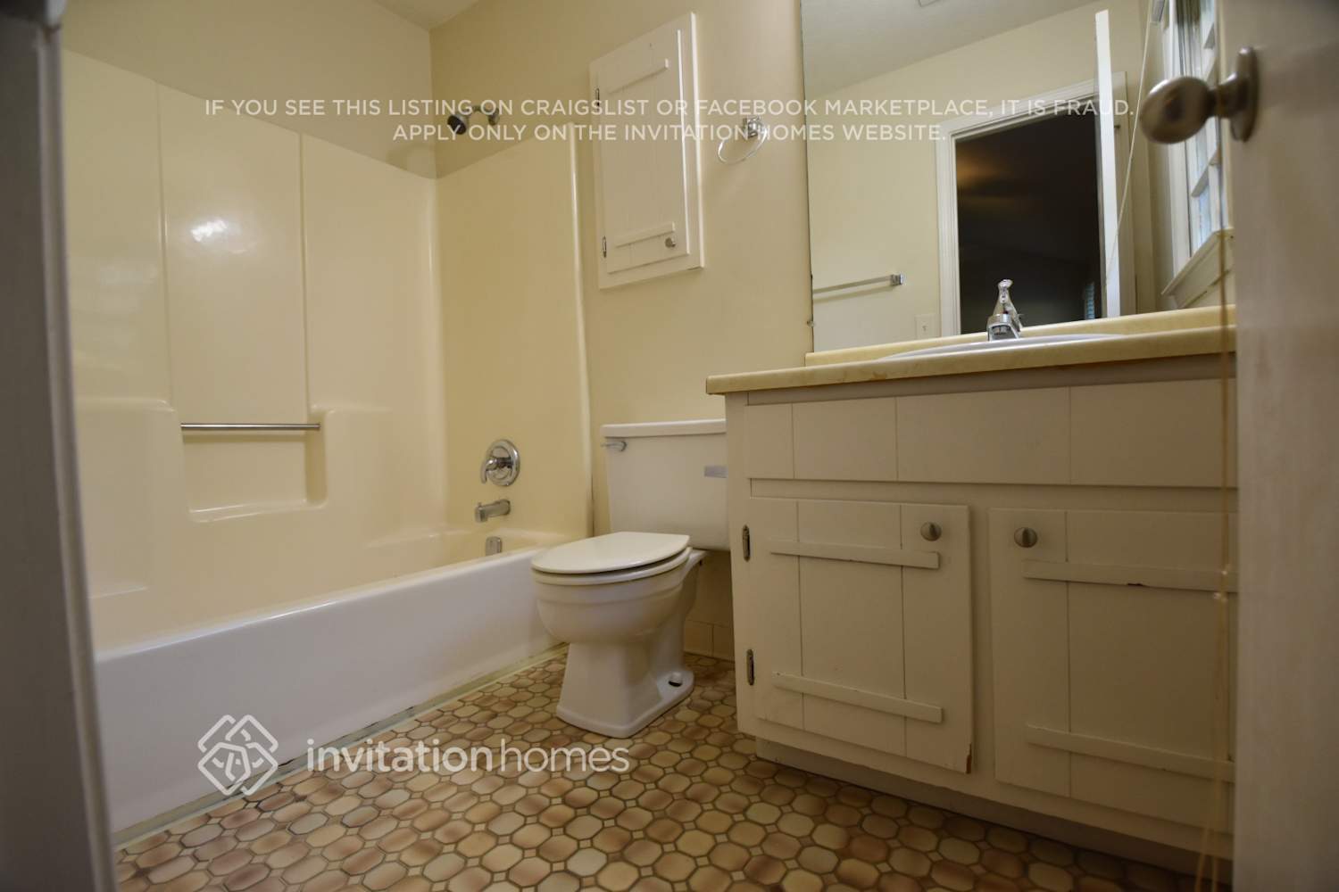Building Photo - 4690 Cedar Brook Dr SE