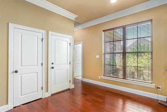 Building Photo - 297 Evangeline Creek Dr