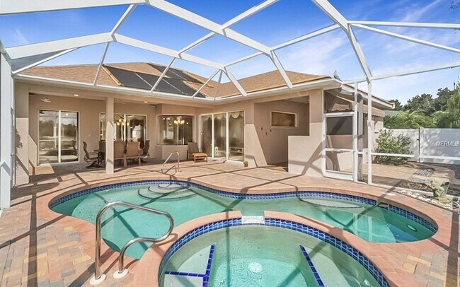 Building Photo - Annual 4-Bedroom, 3-Bath Pool Home with Outdoor Kitchen in Lakewood Ranch Greenbrook Village