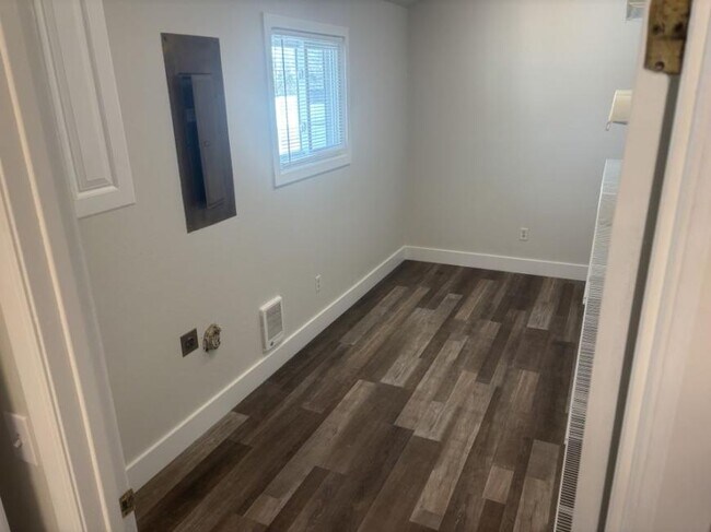 Building Photo - 4 bedroom in Billings MT 59101