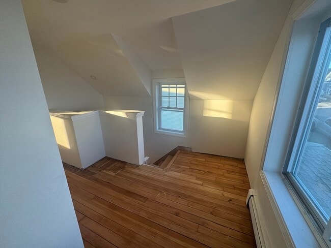 Building Photo - 2 Sea Ave