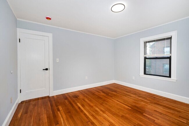 Building Photo - 22 Weston Ave