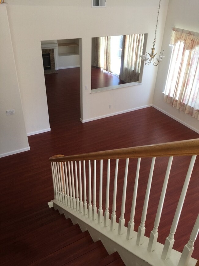 Building Photo - 2340 Pacifica Ct