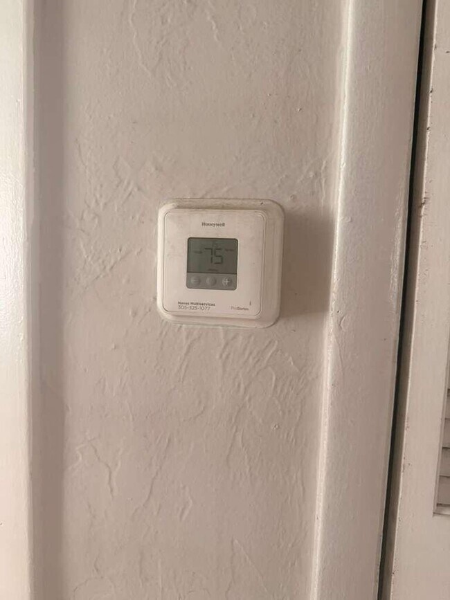 Building Photo - 314 Douglass Ave