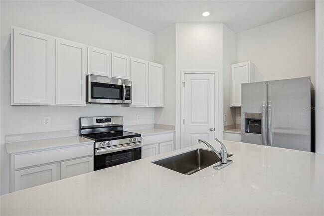 Building Photo - 4718 Golden Knight Blvd