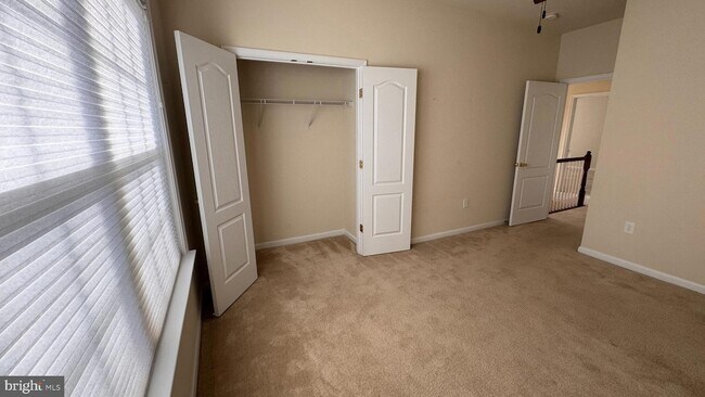Building Photo - 110 Gate Stone Ln