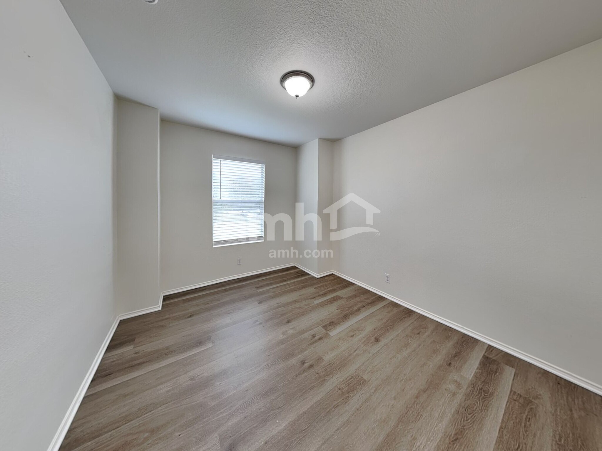 Building Photo - 3500 Banda Ln
