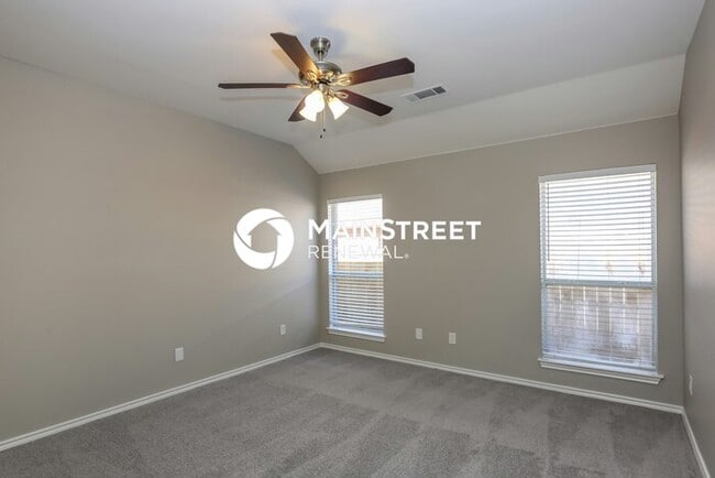 Building Photo - 4 Bedroom Pet-Friendly Home in Dallas, TX ...