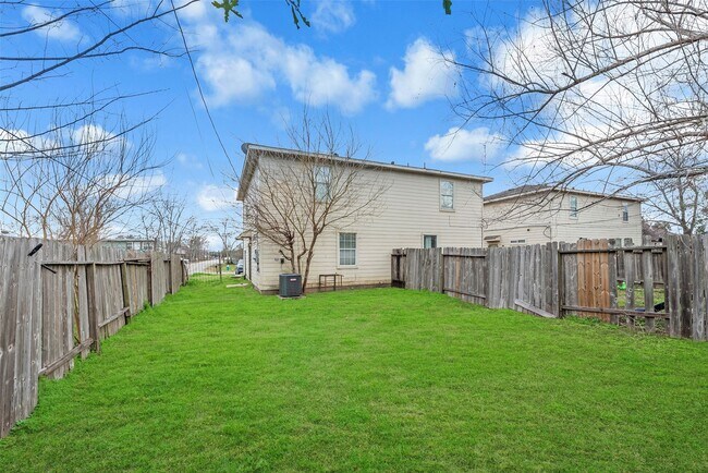 Building Photo - 4515 Perry St