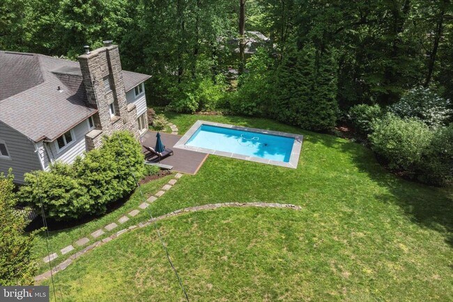 Primary Photo - 241 Cheswold Ln
