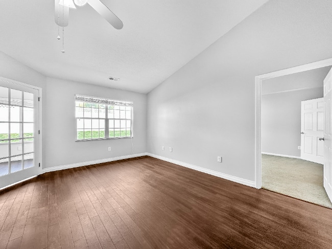 Building Photo - Beautiful 2 Beds 2 Baths Villa w/ Sunroom