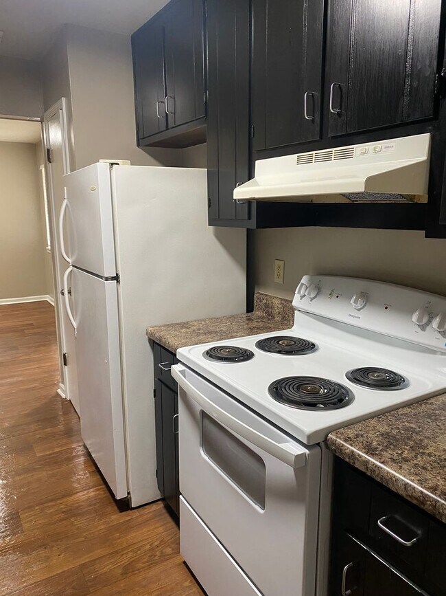 Building Photo - NS- 1401 WB