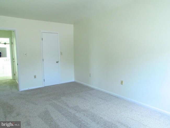 Building Photo - 31079 Crepe Myrtle Dr