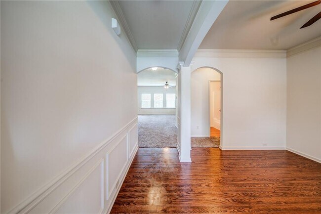 Building Photo - 129 Stonewood Creek Ct