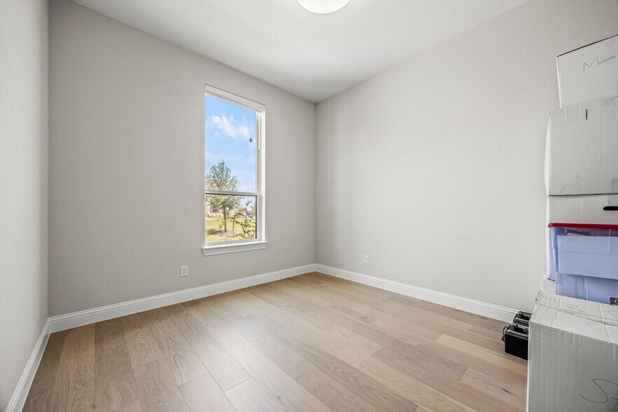 Building Photo - 5403 Timberhead Mdws