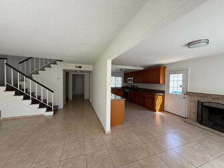 Building Photo - 5867 Cape Horn Dr