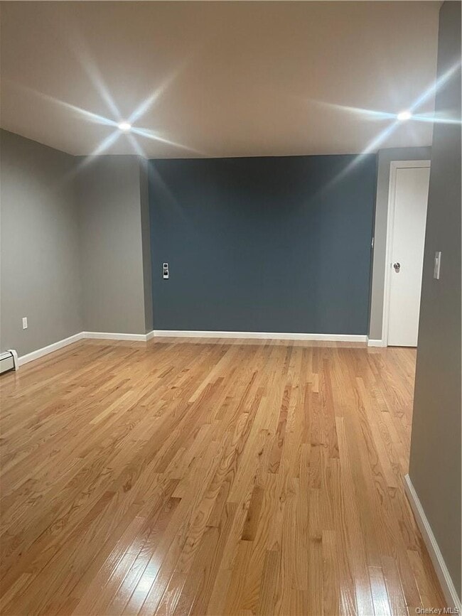 Building Photo - 175 Forest Ave