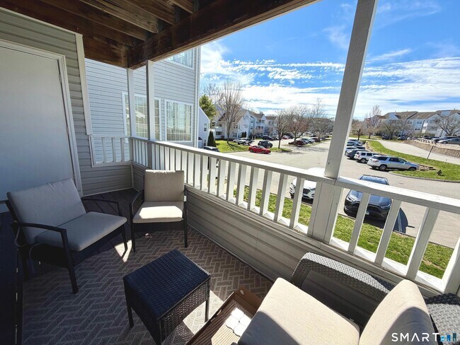 Building Photo - 1 Forest Glen Cir