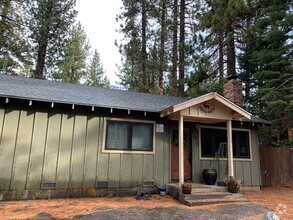 Building Photo - Cozy Cabin in the Woods