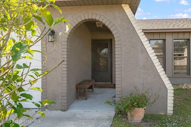 Primary Photo - 115 Angelo Rd SE