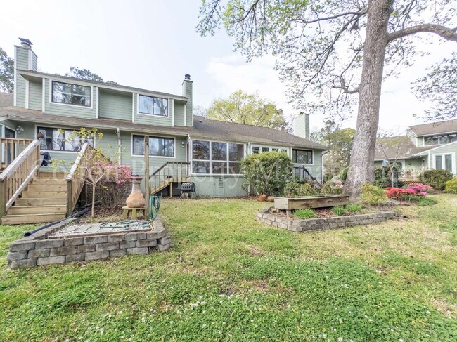 Building Photo - 202 Crooked Creek Rd