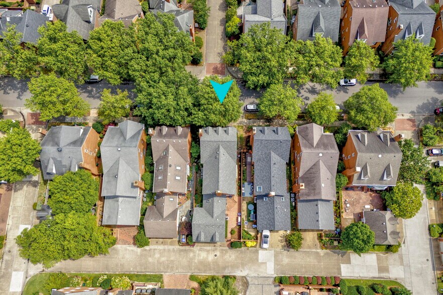 Building Photo - 325 Raleigh Ave