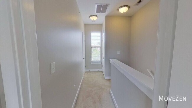 Building Photo - 827 Seigle Point Dr