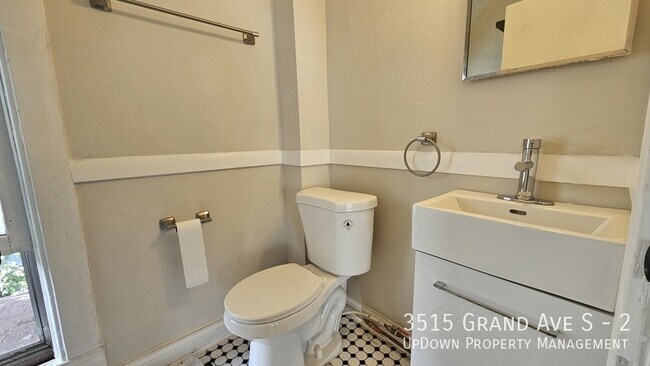 Building Photo - 3515 Grand Ave S