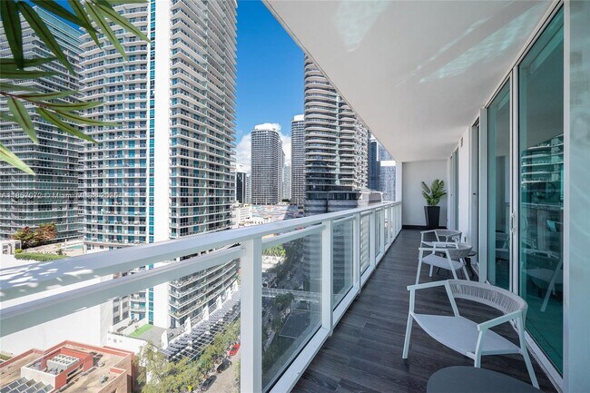 Building Photo - 1080 Brickell Ave