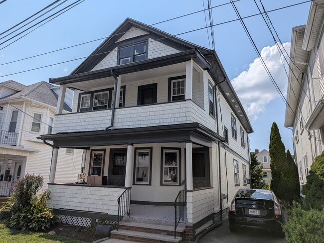 Building Photo - 97 W Quincy St