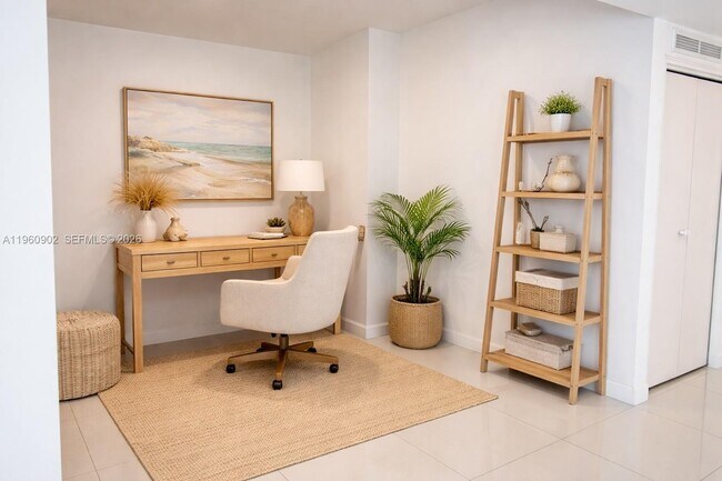 Building Photo - 460 NE 28th St