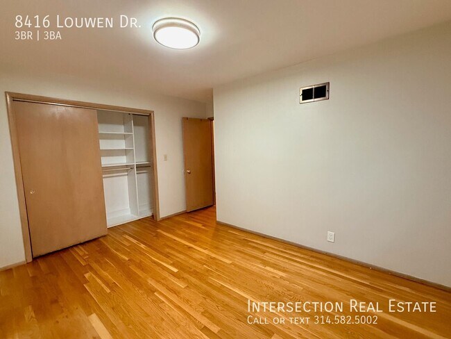 Building Photo - 8416 Louwen Dr