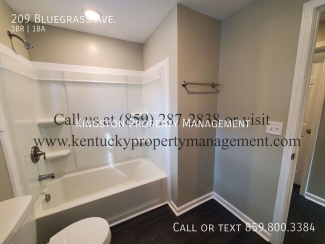 Building Photo - 209 Blue Grass Ave