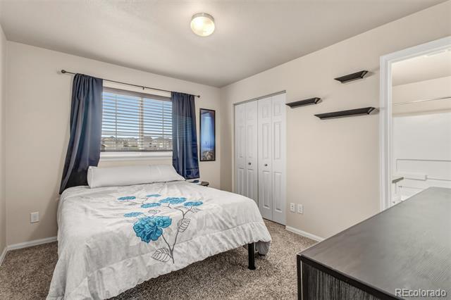 Building Photo - 6005 San Mateo Dr