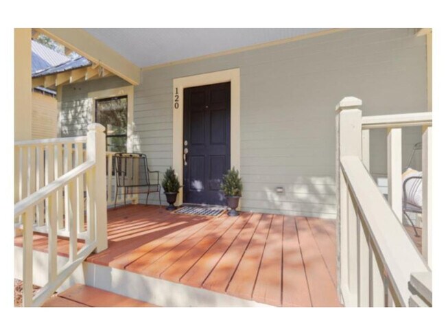 Building Photo - 120 Kendene St