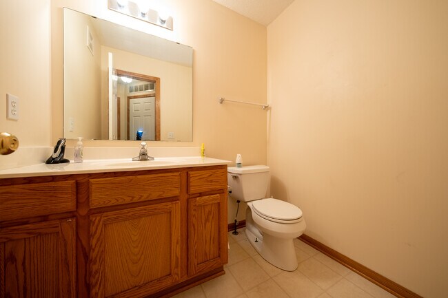 Building Photo - 17431 Glacier Wy
